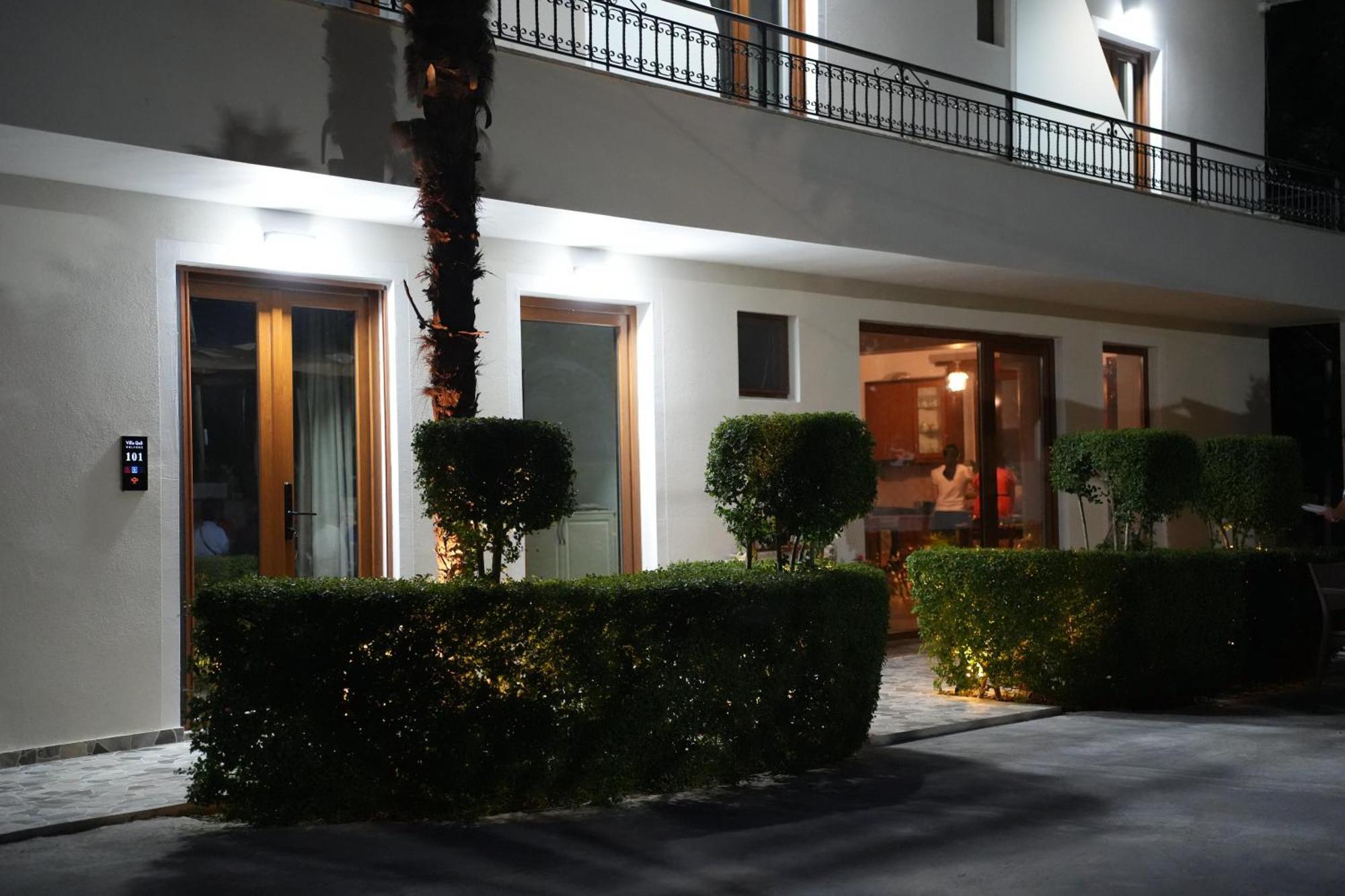 Villa Qeli จีโรคาสเตอร์ ภายนอก รูปภาพ